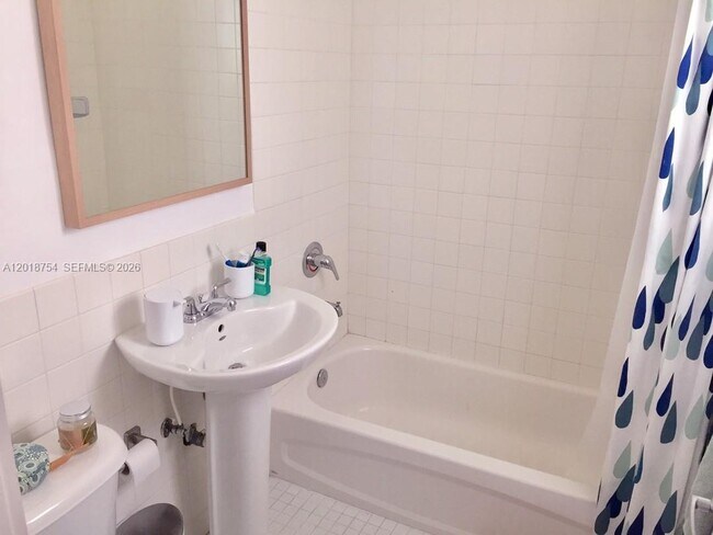 Foto del edificio - 7414 NE 6th Ct