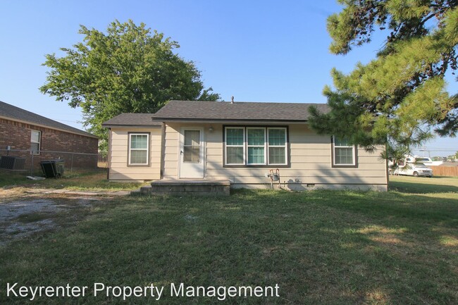 Building Photo - 3 br, 2 bath House - 9 W 42nd St S