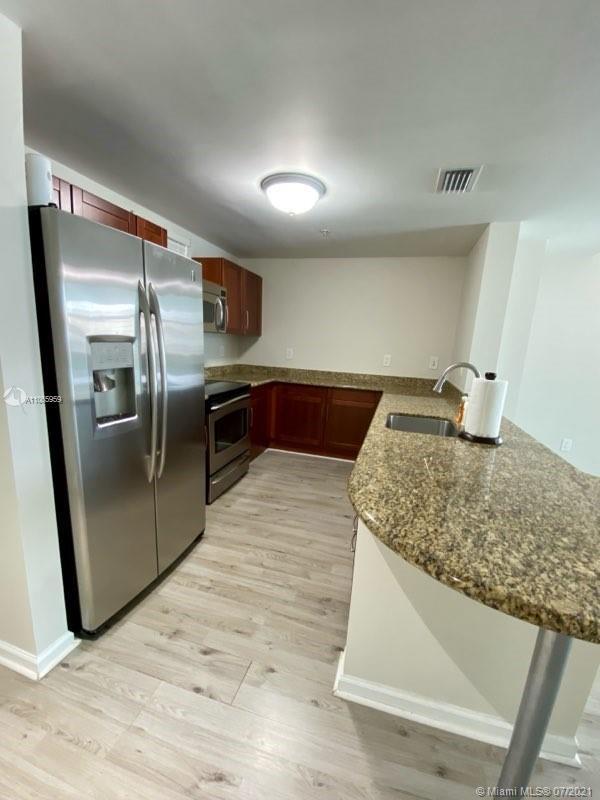 Foto del edificio - 7275 SW 89th St