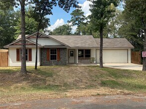 Building Photo - 10595 Royal Andrews Dr