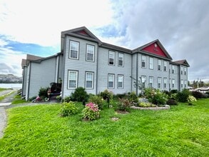 Building Photo - 1539 Topsail Rd