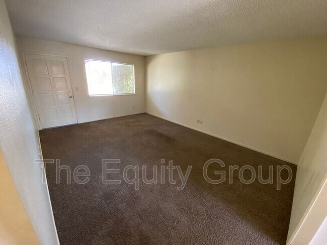 Building Photo - 1871 Emma Lee Ln