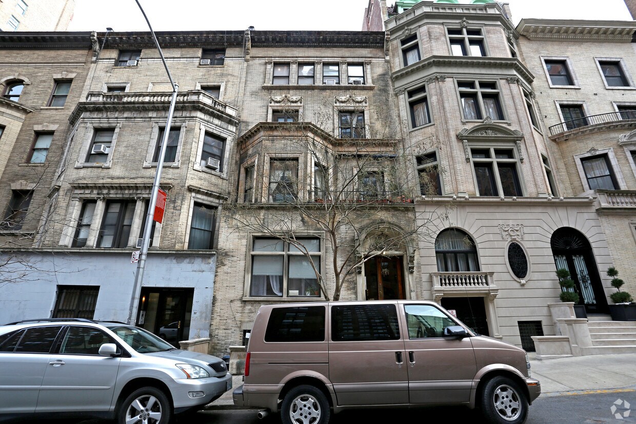 Foto del edificio - 315 W 74th St