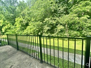 Building Photo - 1472 Sherwood Dr