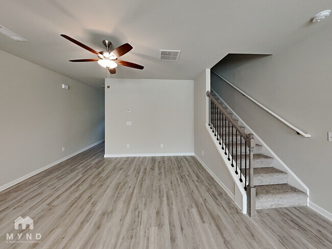 Foto del edificio - 6171 Redan Overlook