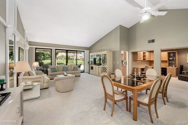 Building Photo - 3 br, 2 bath Condo - 79 Torremolinos Dr