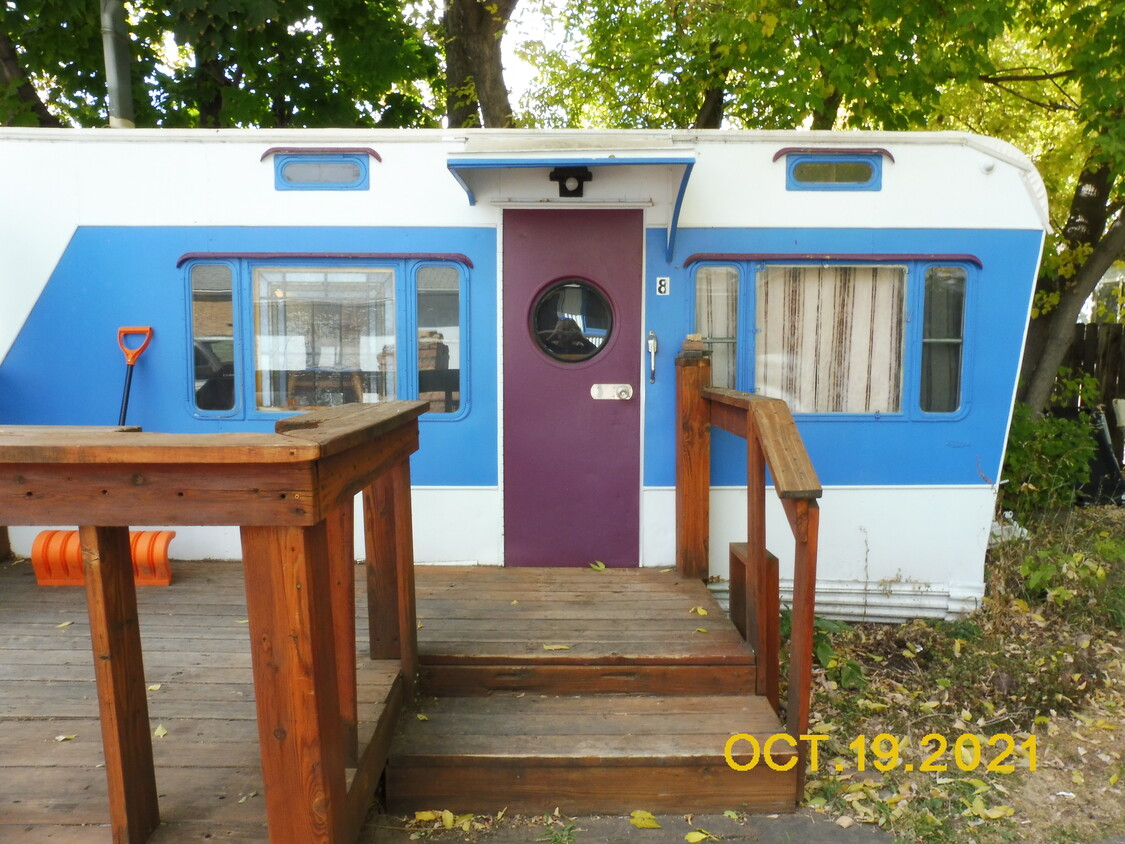 Primary Photo - 317 Evans St