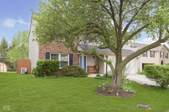 Foto del edificio - 266 E Pine Ridge Dr