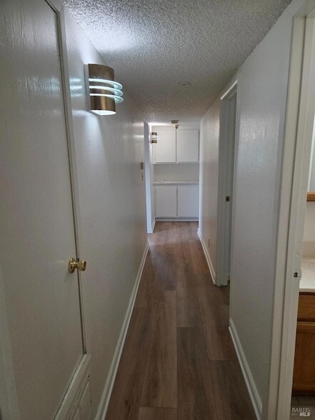 Foto del edificio - 764 Pope Dr