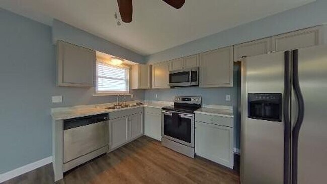 Building Photo - Renovated Ranch Home in Sherman Oaks!  $14...