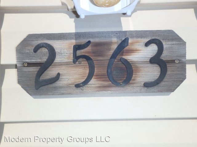 Building Photo - 2561 E Morris Dr