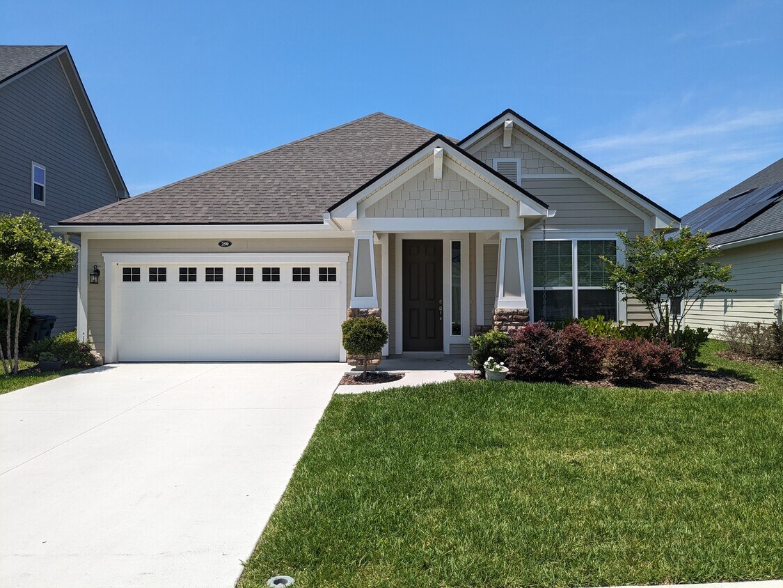 FRONT VIEW - 250 Convex Ln