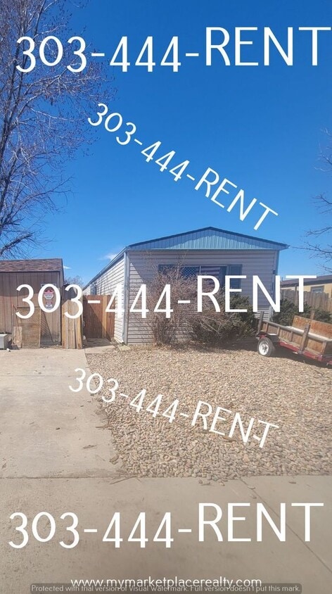 Primary Photo - Spacious 3 Bedroom Home in Lochbuie. Move ...