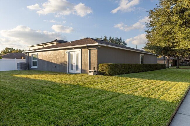 Foto del edificio - 30930 Temple Stand Ave