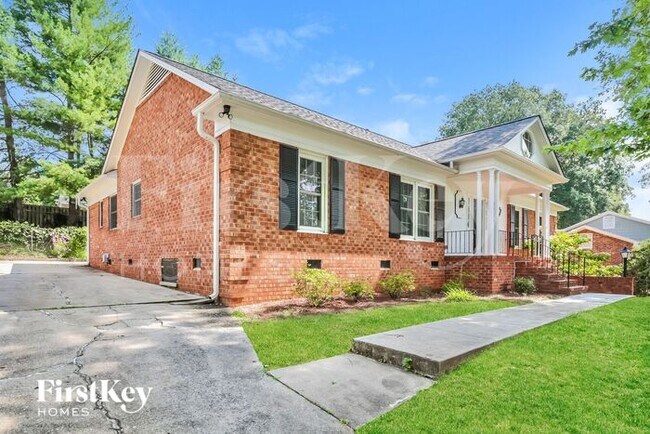 Building Photo - 3910 Watauga Dr