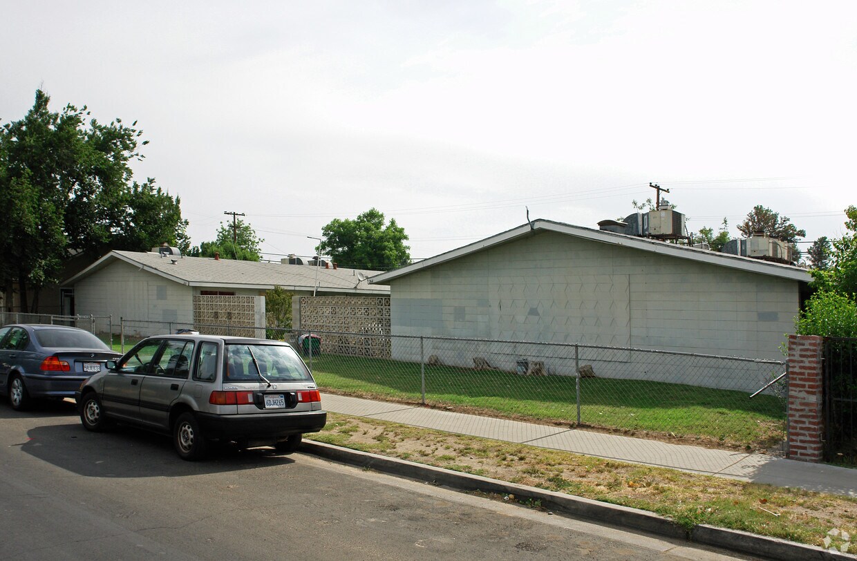 Building Photo - 264-268 N U St