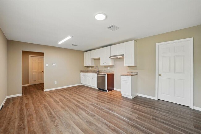 Foto del edificio - 3615 Seabrook St