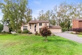 Primary Photo - 31 Misty Pine Rd