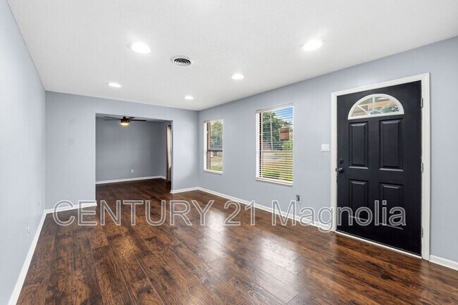 Foto del edificio - 262 Indian Creek Rd