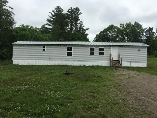 Building Photo - 411 Monroe Rd
