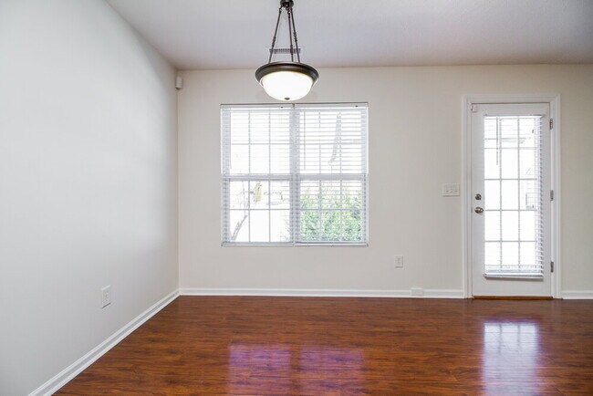 Foto del edificio - 1632 Antebellum Dr