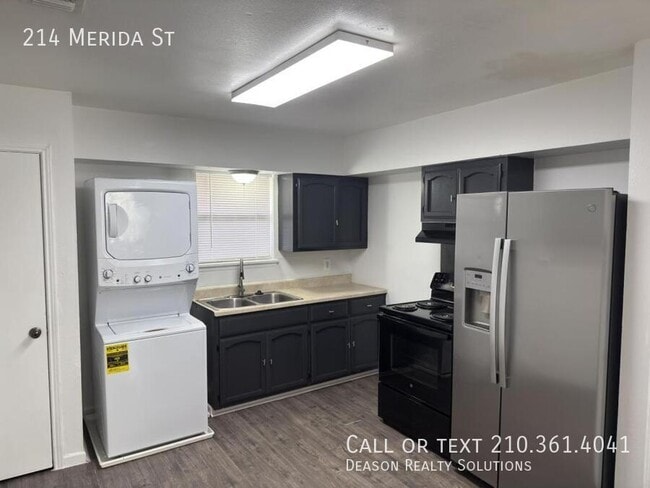 Photo - 214 Merida St Apartment