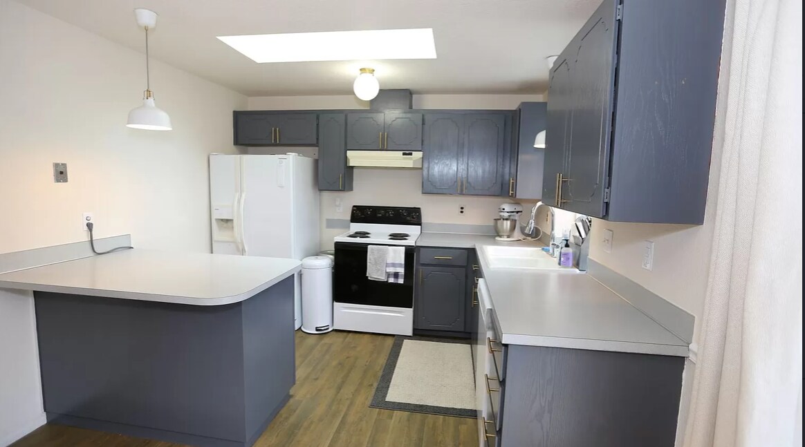 Primary Photo - 3743 N Bennett St