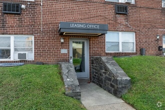 Building Photo - Longshore Apartments