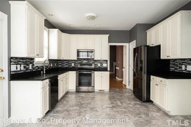 Foto del edificio - 3 br, 2.5 bath House - 24 Ballard Court