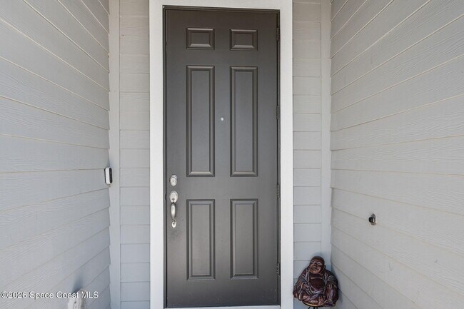 Foto del edificio - 2631 Pinwherry St NW