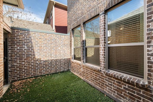 Building Photo - 4412 Meadow Hawk Dr