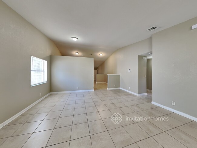 Building Photo - 2511 Coral Hills Dr