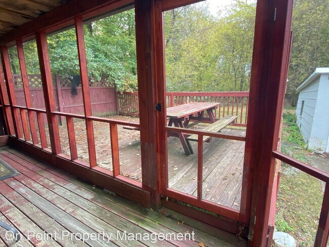 Building Photo - 1 br, 1 bath House - 705 Front Street