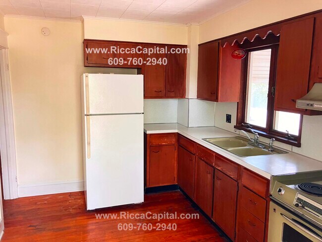 Foto del edificio - 579 13th St