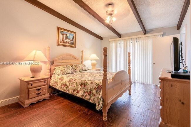 Foto del edificio - 6814 SW 114th Pl