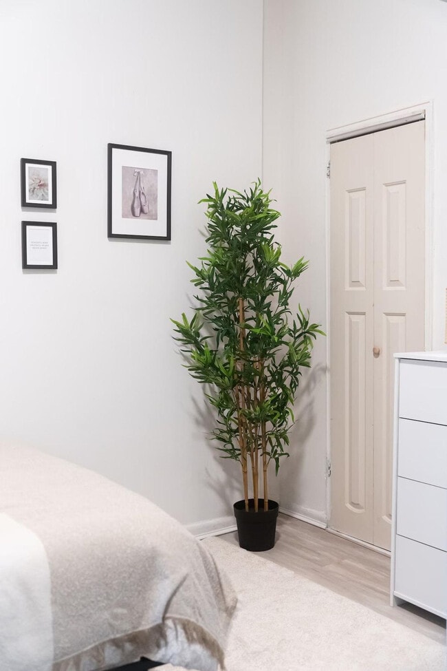 Foto del edificio - 252 E 33rd St