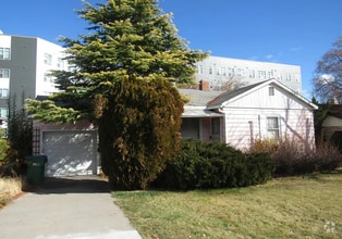 Building Photo - 1540 Hillside Dr