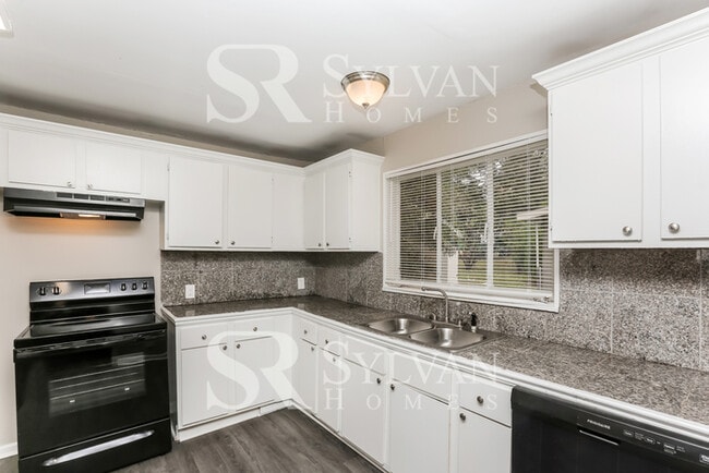 Photo - Carve Out a Great Life Here! House