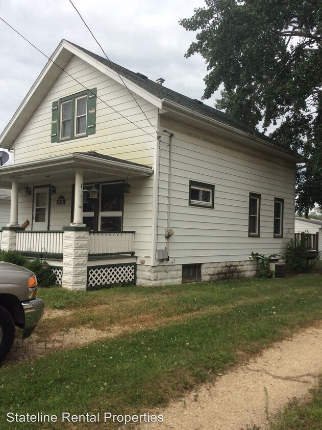 Foto principal - 2 br, 1 bath House - 2636 Lapey St