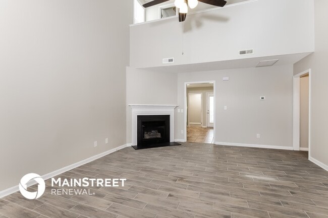 Building Photo - 1714 Crag Burn Ln