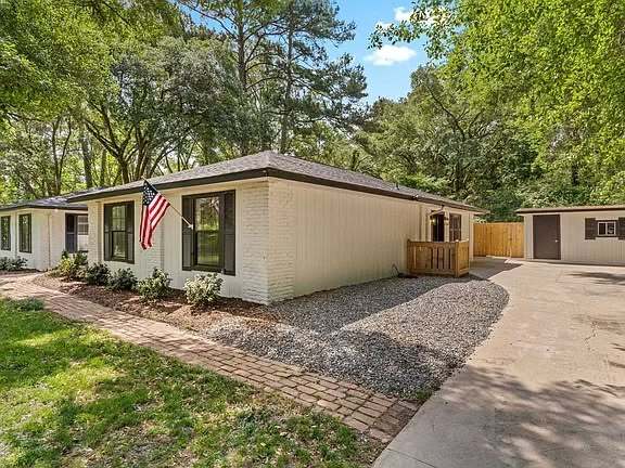 Building Photo - 3333 Meadow Hill Rd