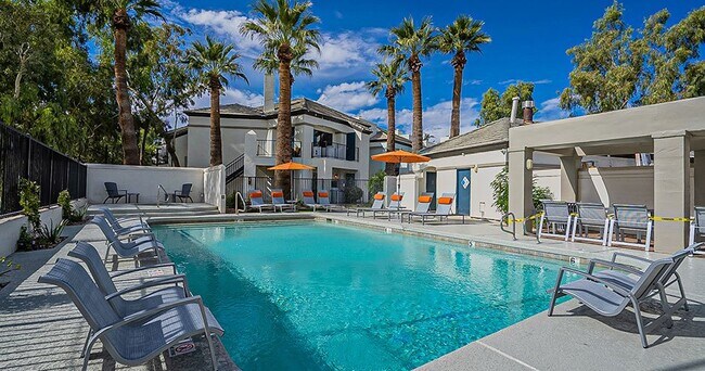 Foto del edificio - The Fairways at San Marcos Apartments
