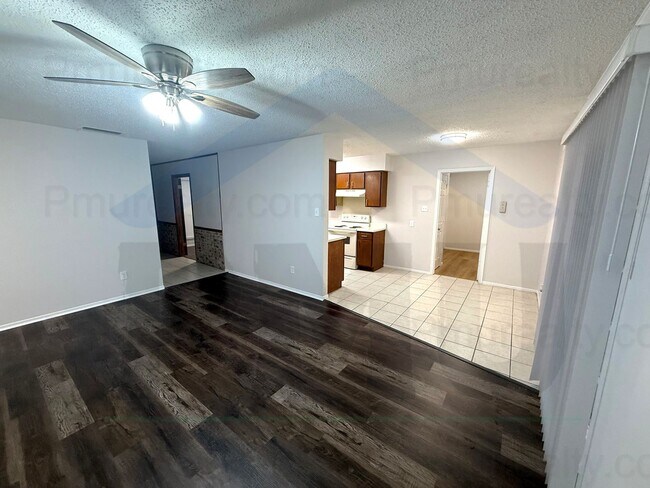 Foto del edificio - AVAILABLE NOW!!! Charming 3-bedroom, 1.5-bathroom house in Cedar Hill