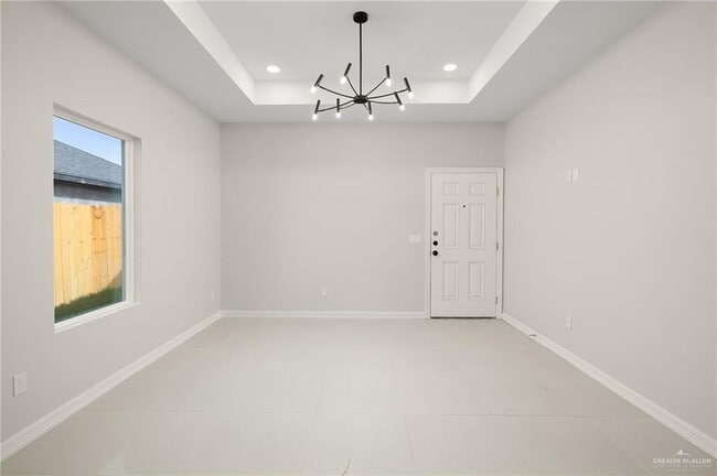 Foto del edificio - 21 Hilltop Ave