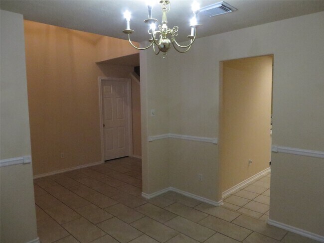 Building Photo - 15331 Ochre Leaf Trail