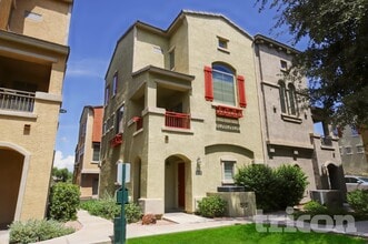 Building Photo - 16825 N 14th St