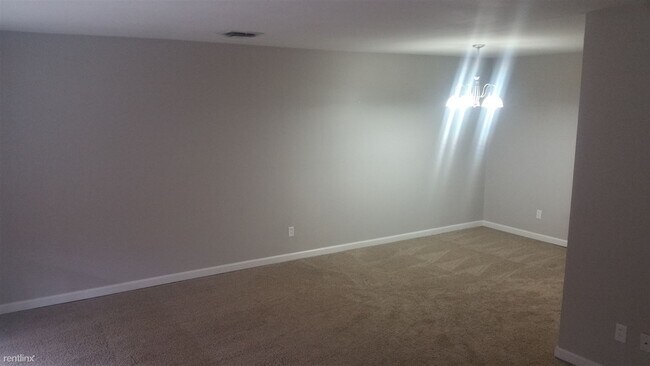 Building Photo - 3 br, 2 bath House - 3160 Hargrove Ln