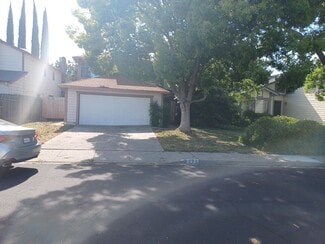 Building Photo - 372 Danbury Cir
