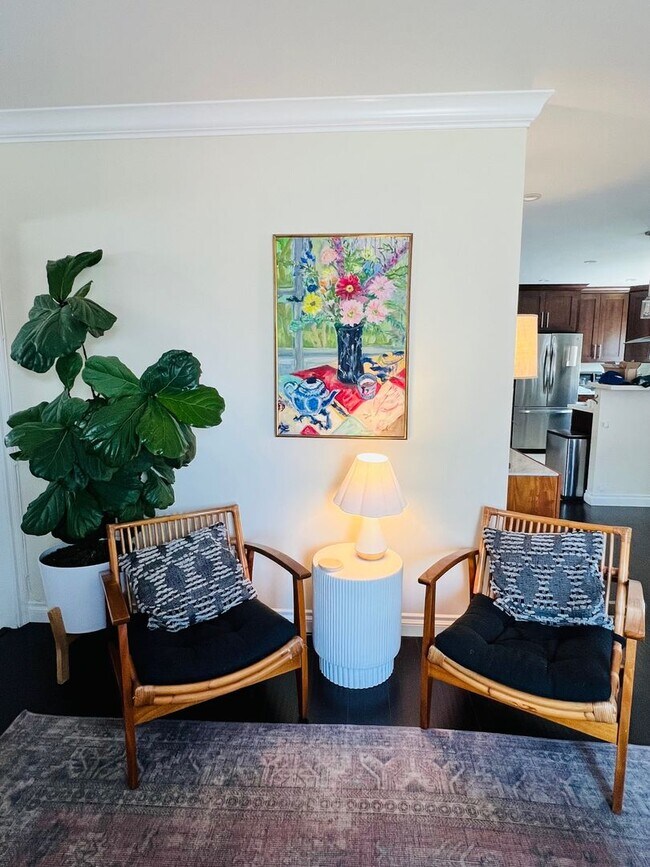 Foto del edificio - Charming Spanish 3 Bedroom Available!