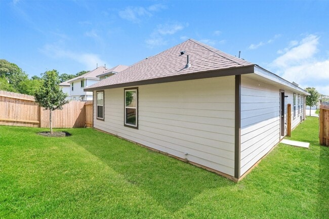 Building Photo - 1112 Copal Trl